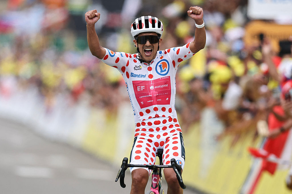 Tour de France: Richard Carapaz dominates Alpe d'Huez with second win in as many days after late disaster by Sepp Kuss