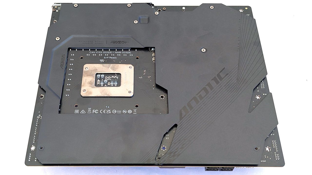 Gigabyte Z790 Aorus Master backplate
