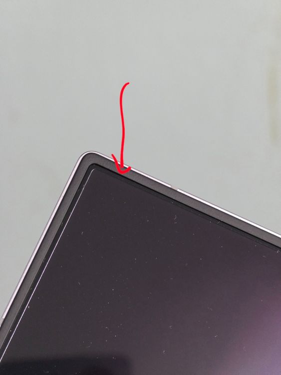 Galaxy Z Fold 7 bezel