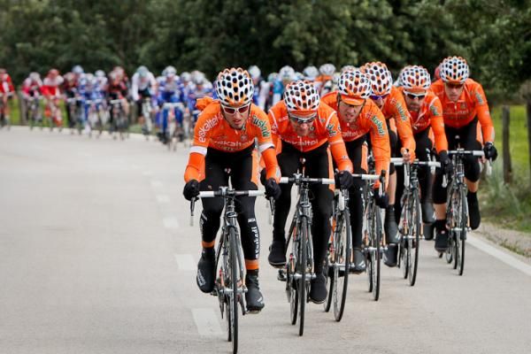 The Euskaltel-Euskadi team was chasing the break. TelloCM564.jpg A rider from Omega Pharma-Lotto breaks away from t