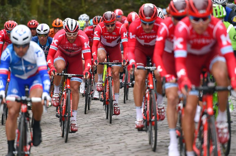 Alexander Kristoff is surrounded by his Katusha teammates