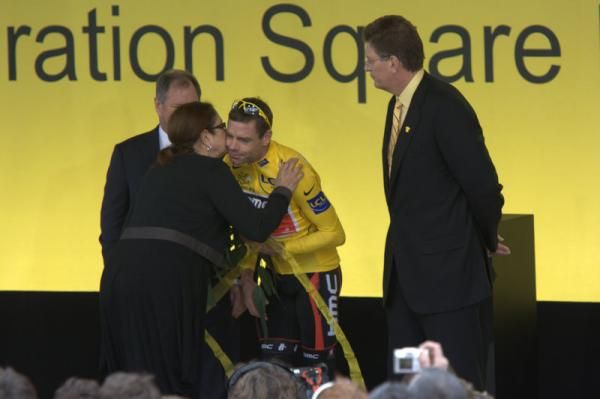 Evans recognised at an official presentation in Melbourne's Federation Square