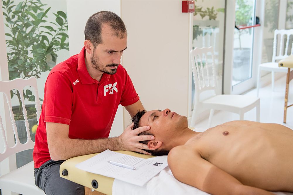 Nippo Vini Fantini camp included athlete massages