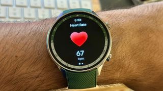 Heart rate tracking on the OnePlus Watch 2R