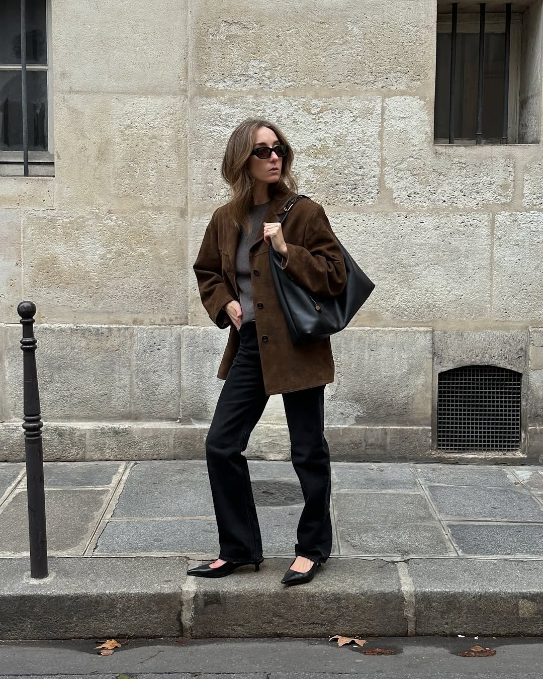 French Girl Jacket and Jeans Outfits