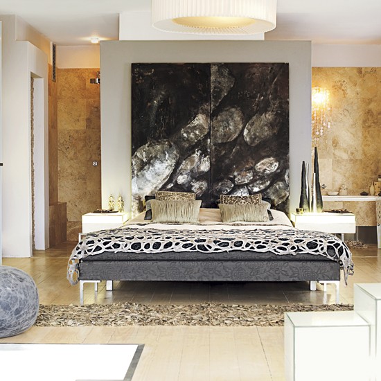 luxurious bedroom
