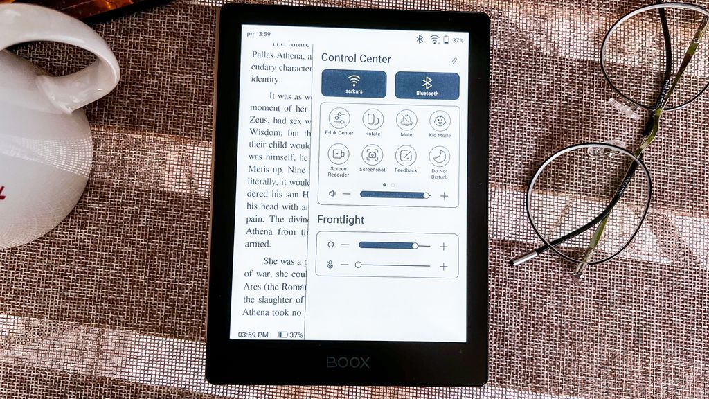 Onyx Boox Poke 5 review a versatile and cute 6inch ereader with one