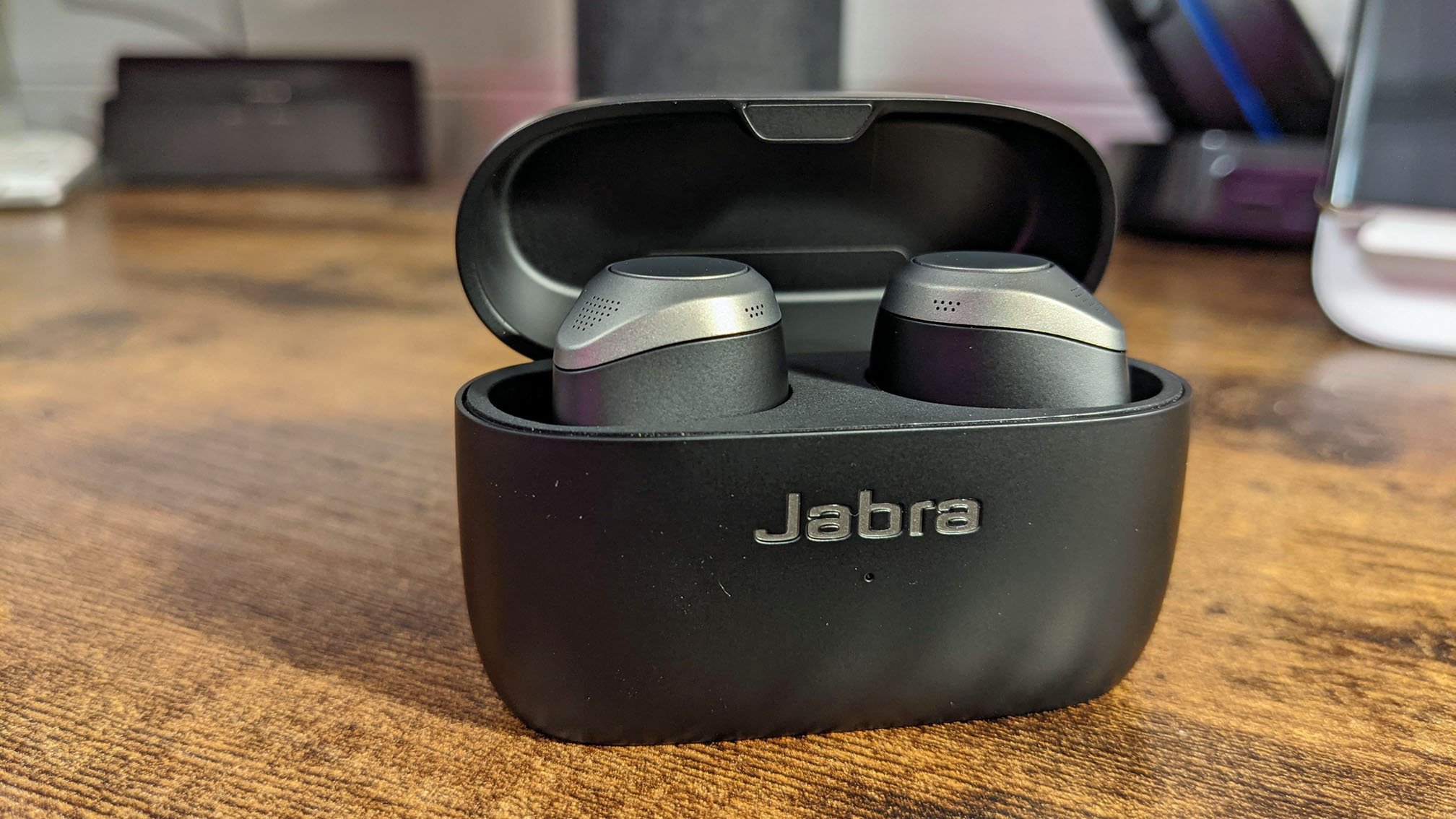 Jabra Elite 85t review: noise cancelling done right
