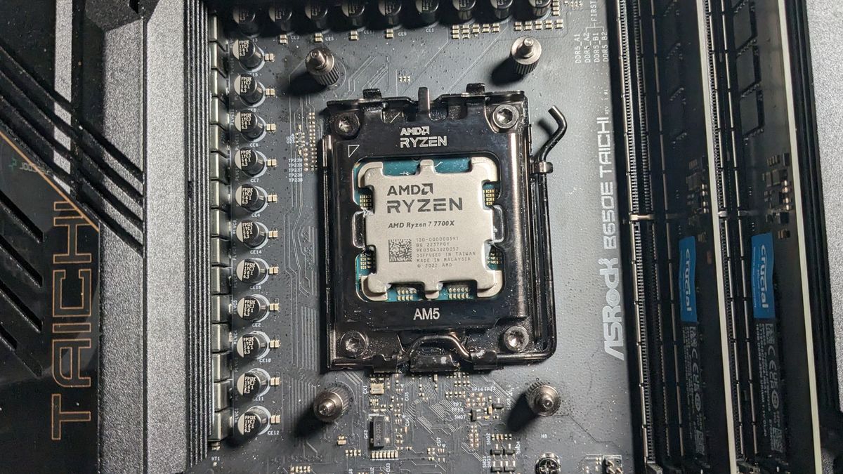 Cooler Master MA824 Stealth