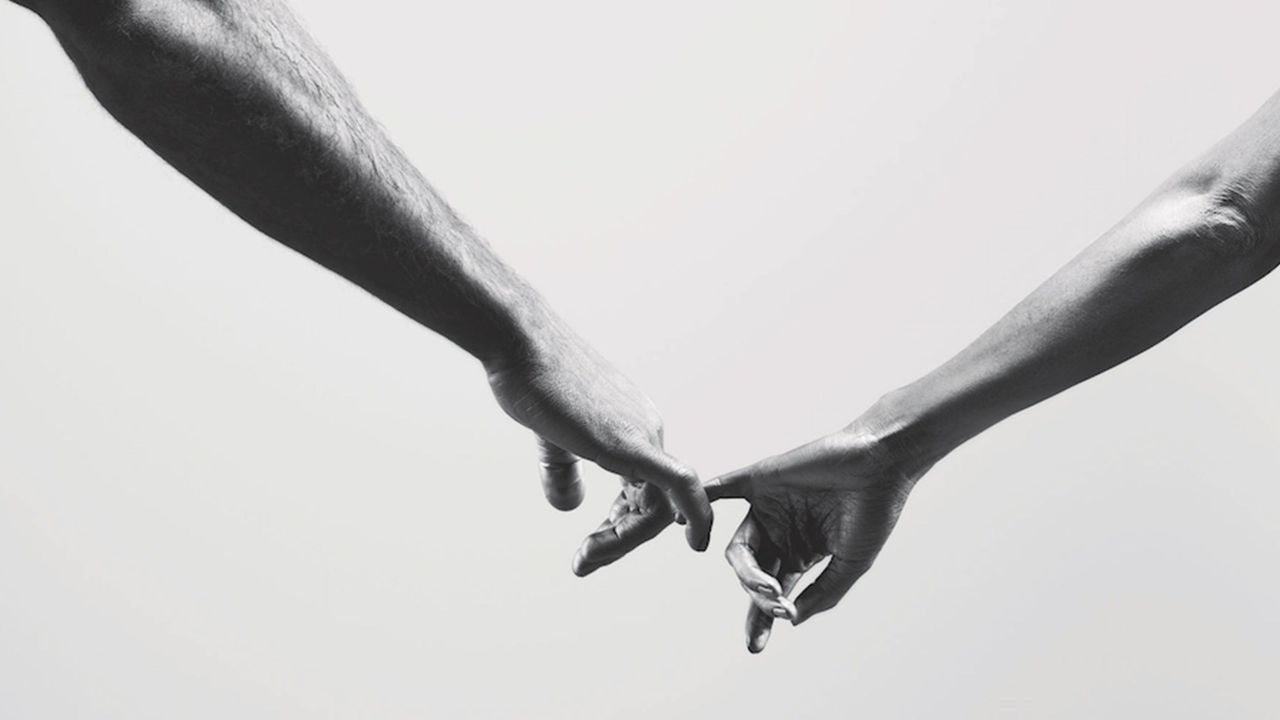 Black-and-white, Water, Hand, Photography, Monochrome photography, Monochrome, Leg, Stock photography, Branch, Gesture, 