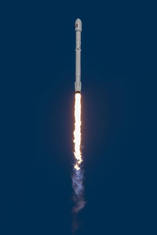 SpaceX Faclon 9 rocket launch