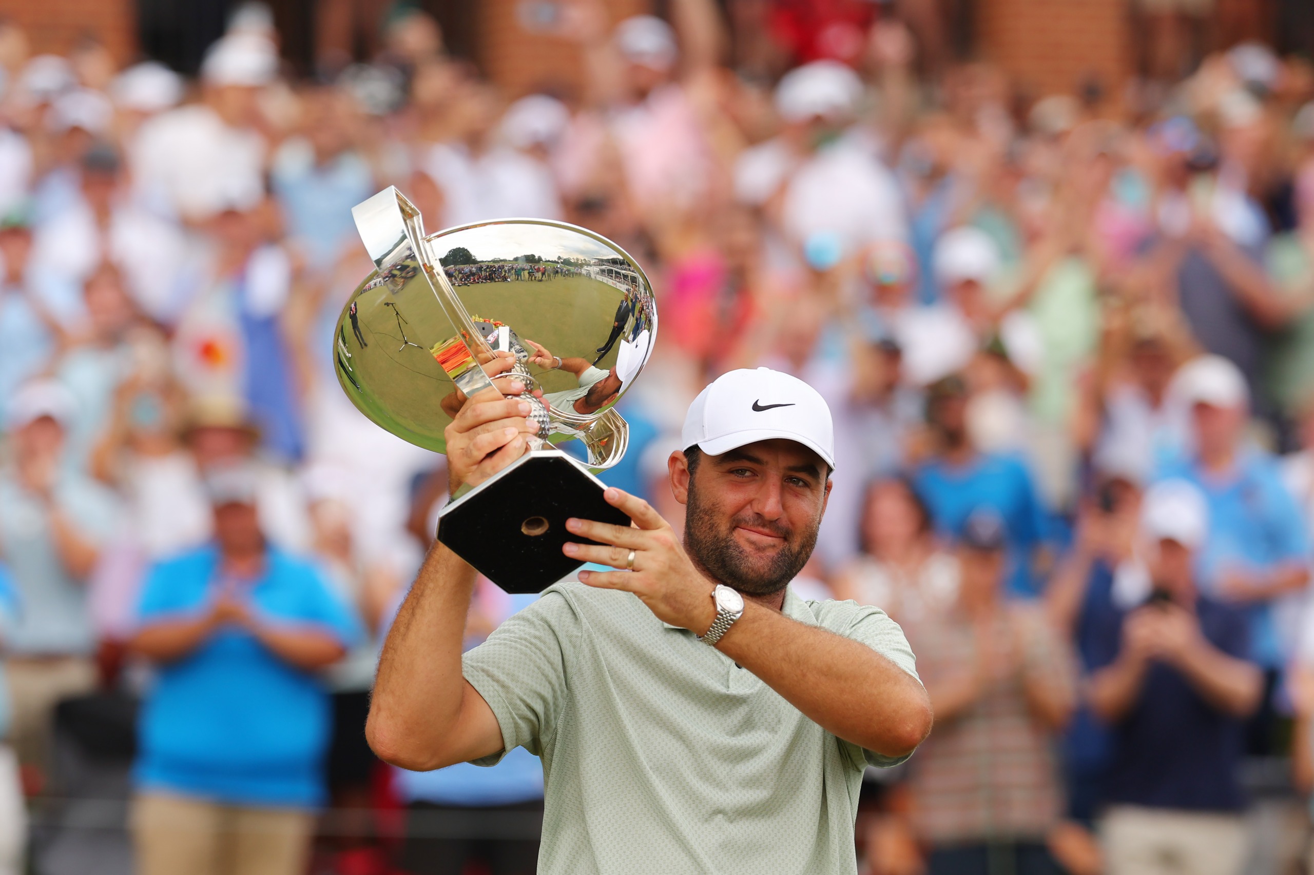 Scottie Scheffler wins the Tour Championship in 2024