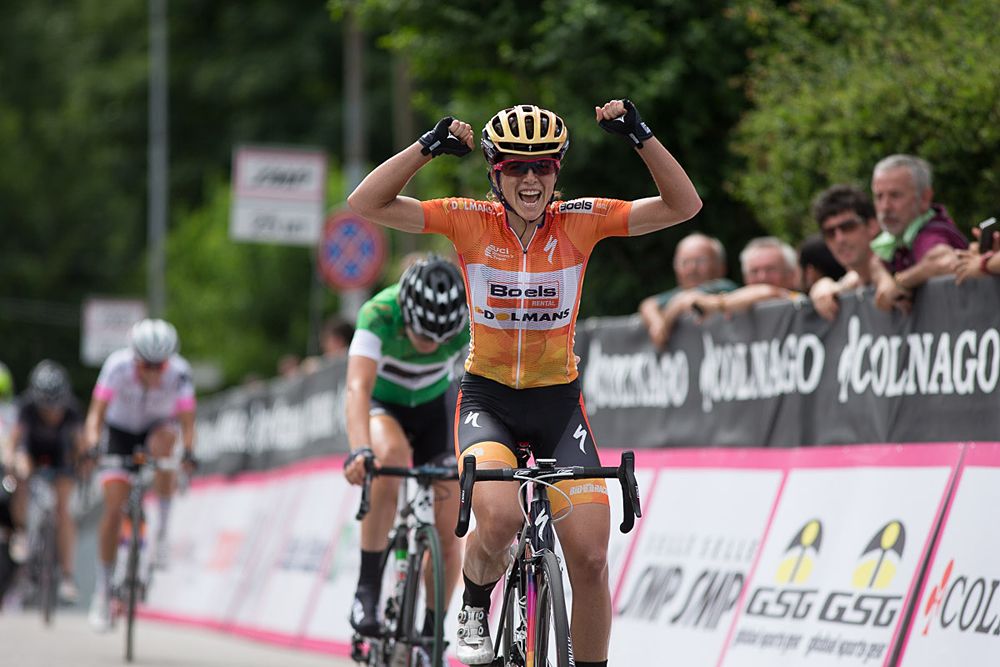Evelyn Stevens wins Giro Rosa 2016 - Stage 2