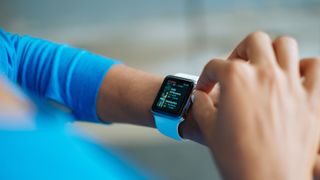 Pexels | pixabay; Die Smartwatch ist noch immer einer der beliebtesten smarten Begleiter für jedes Training