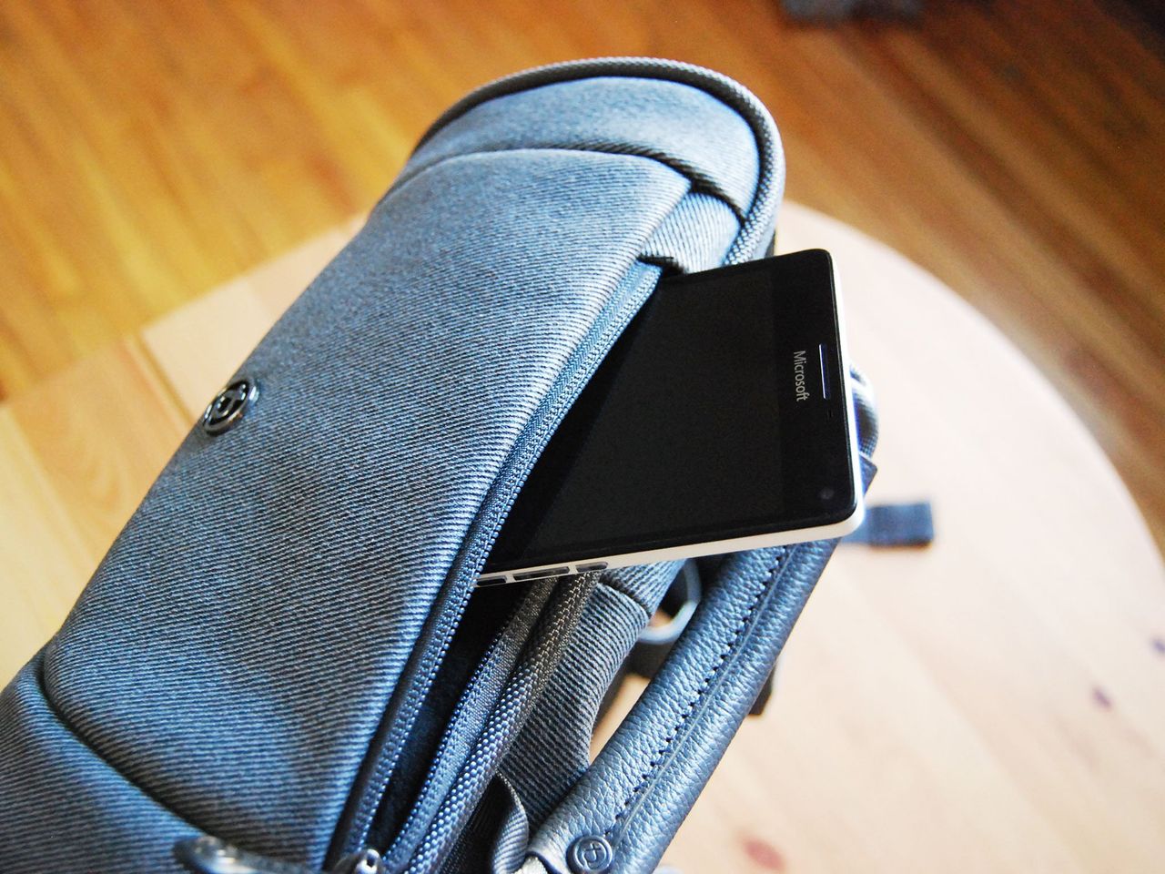Soft phone pocket
