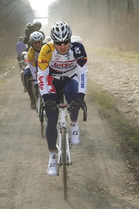 Jurgen Roelandts leads the Lotto Belisol squad down the Arenberg trench