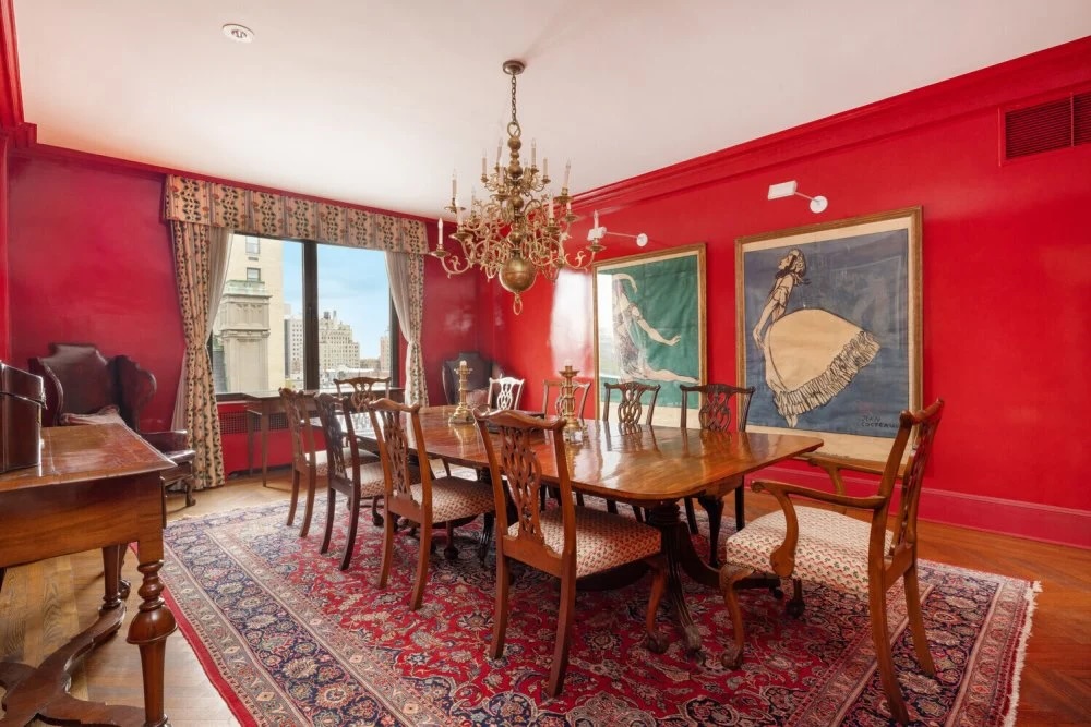 1107 Fifth Avenue apartment