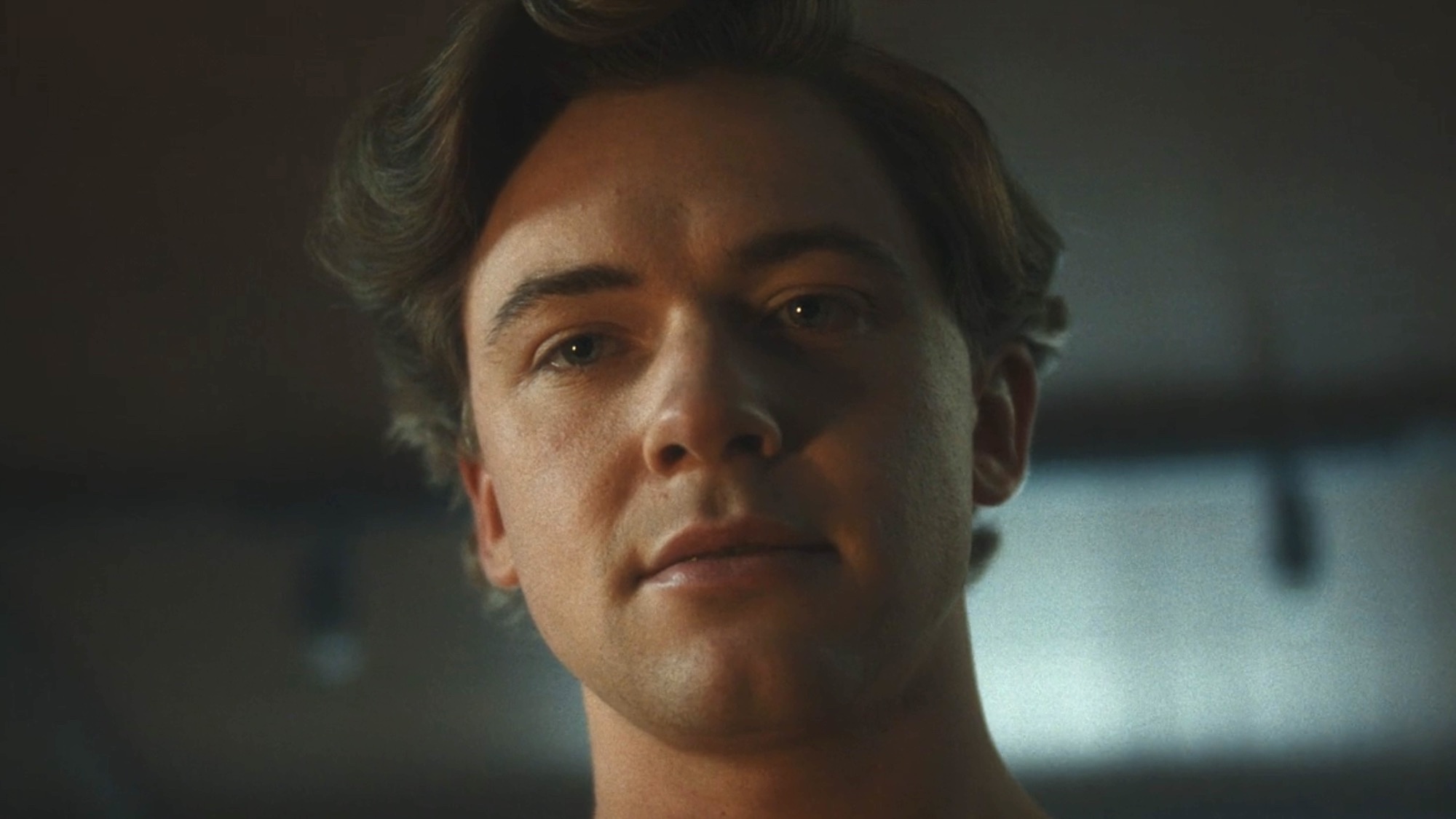 Bret looking down at Robert in The Shards