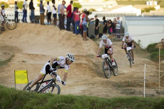 Florian Vogel launches an attack