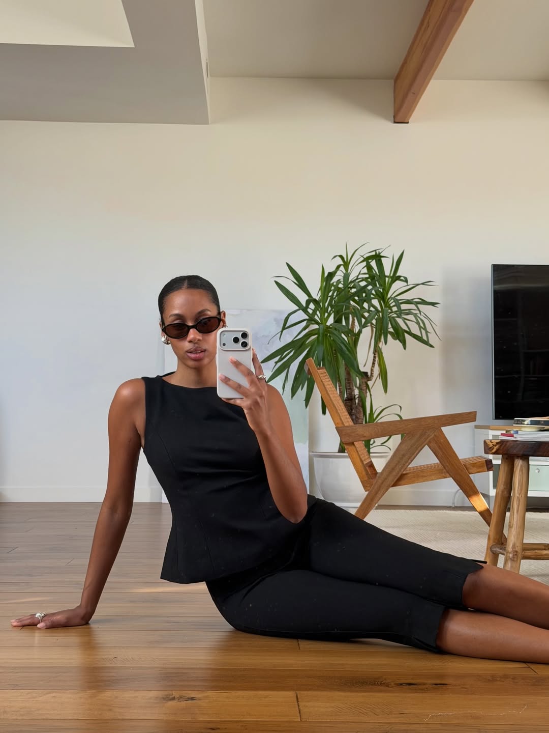 French Girl Summer Capsule Wardrobe 2026