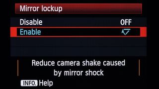 How to take sharper photos using the mirror lock-up function : step 2