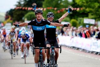 Gregory Henderson leads his Sky teammate Russell Downing to a stage 2 victory at Ster Elektrotoer