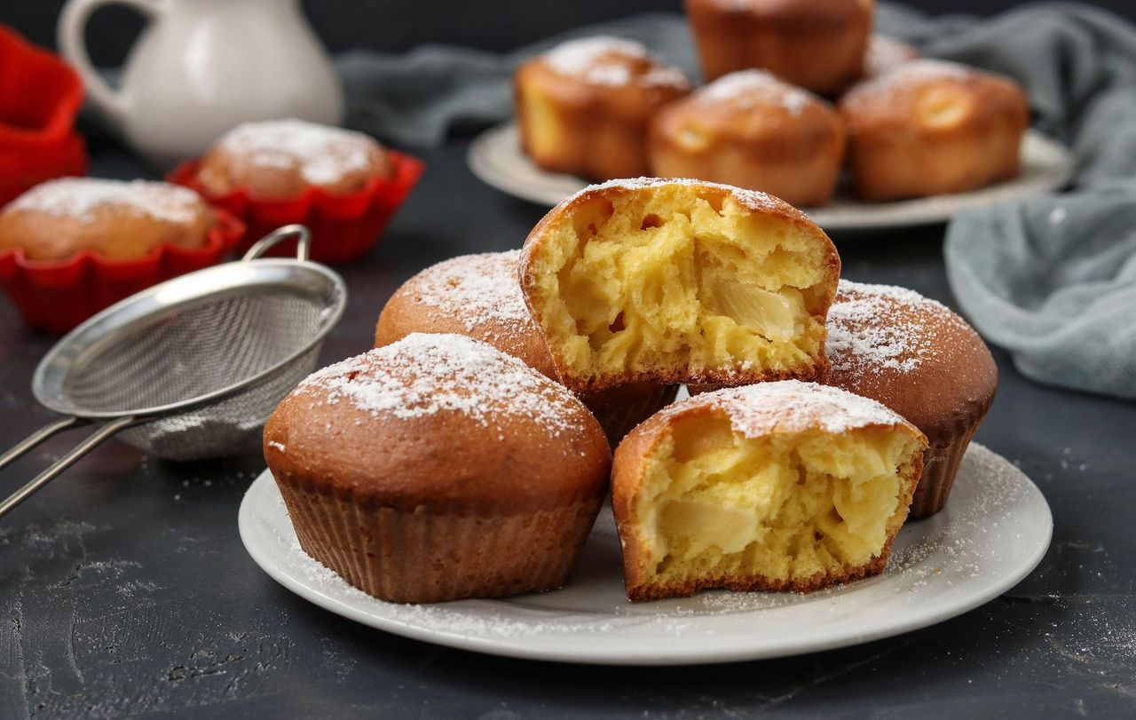 pineapple muffins