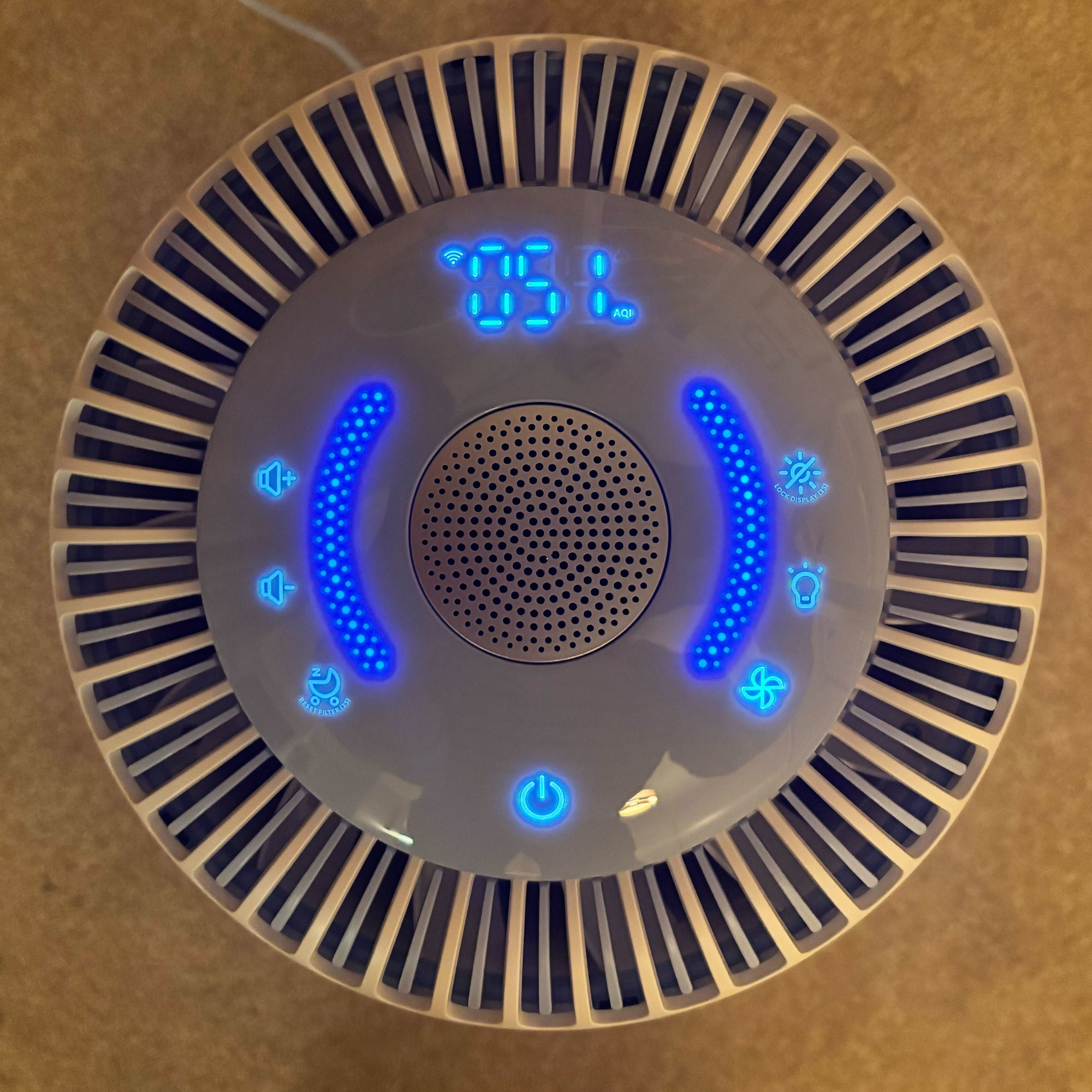 levoit sprout air purifier display