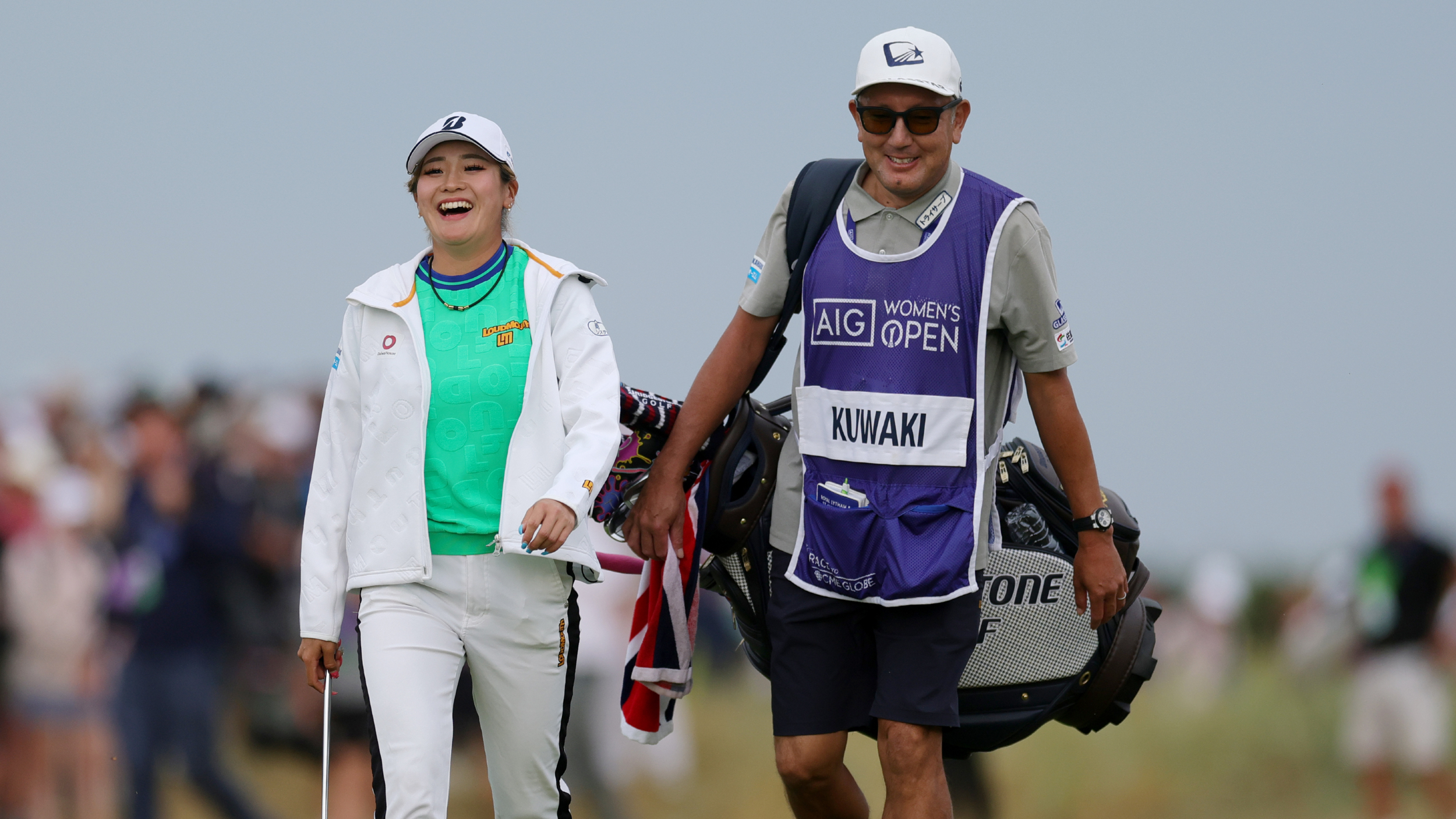 Shiho Kuwaki and her caddie