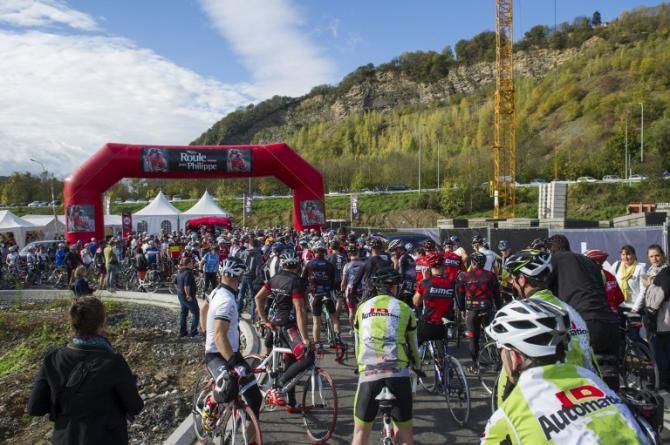 The Philippe Gilbert fans ride sets off