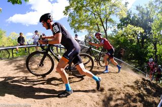 Spencer Petrov (Cyclocross Alliance) running the "Belgian Steps"