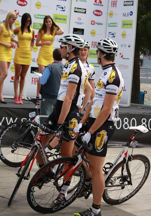 The Topsport Vlaanderen team waits its turn