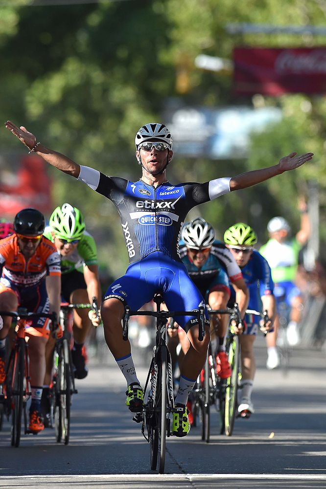 Fernando Gaviria celebrates winning stage 2 at the Tour de San Luis.