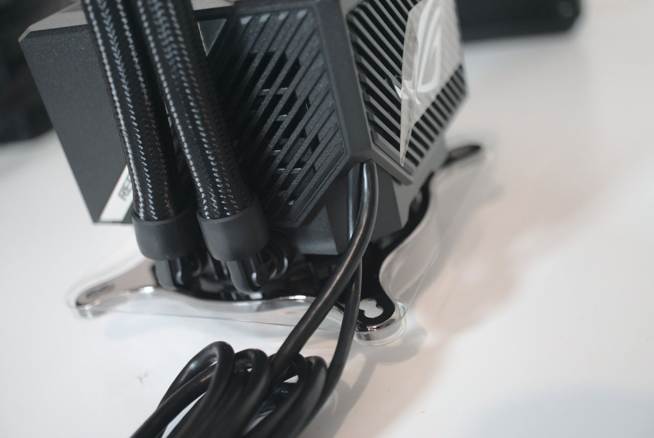 ASUS Ryujin II 360 AIO