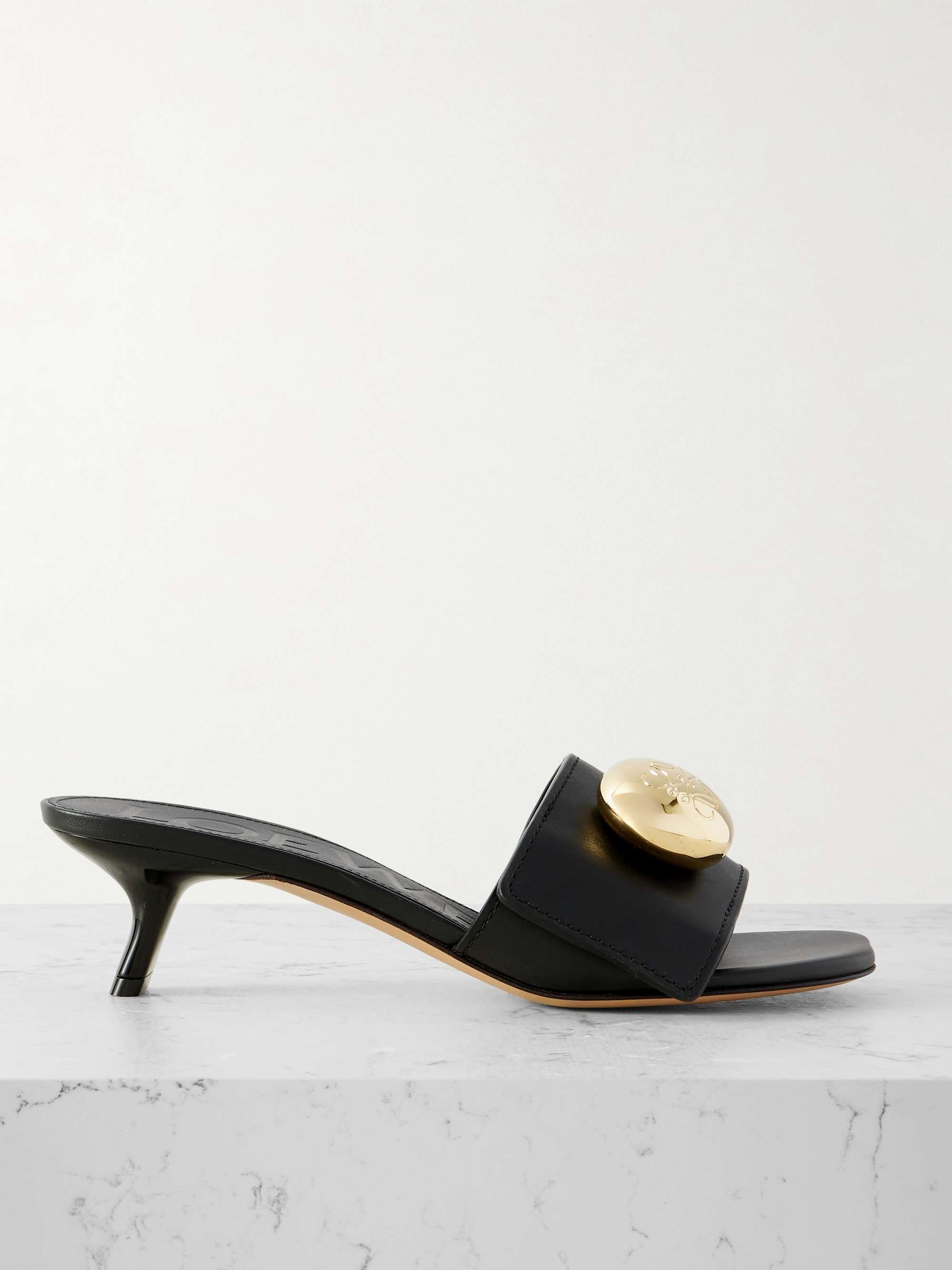 Pebble Leather Sandals