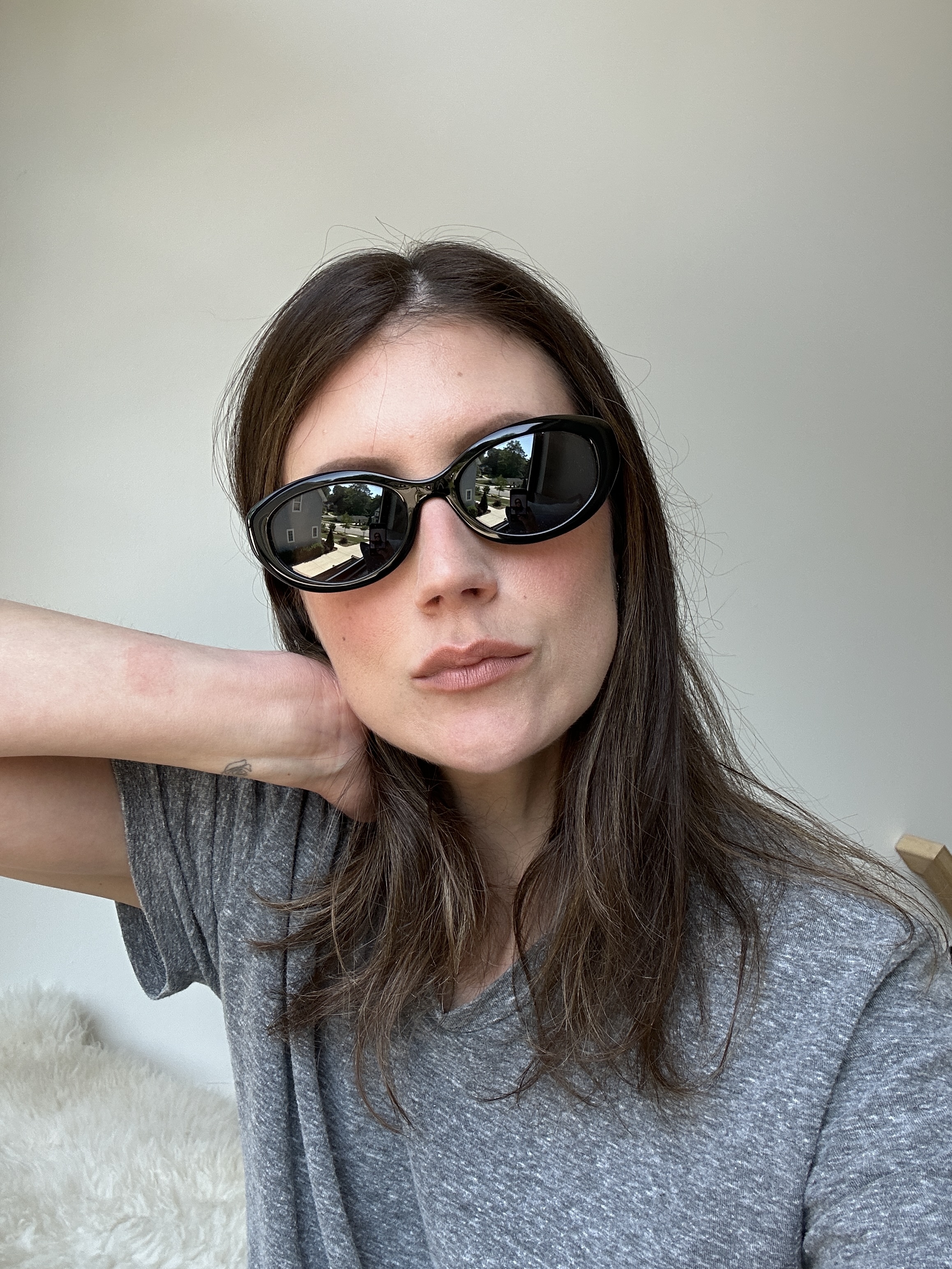 Senior editor Allyson Payer wearing the Fara Homidi Smudge &amp;amp; Contour Lip Pencil.