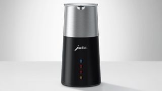 Want cafe-quality lattes at home? This little gadget from Jura can help