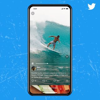 Twitter's new video product showing videos in full screen