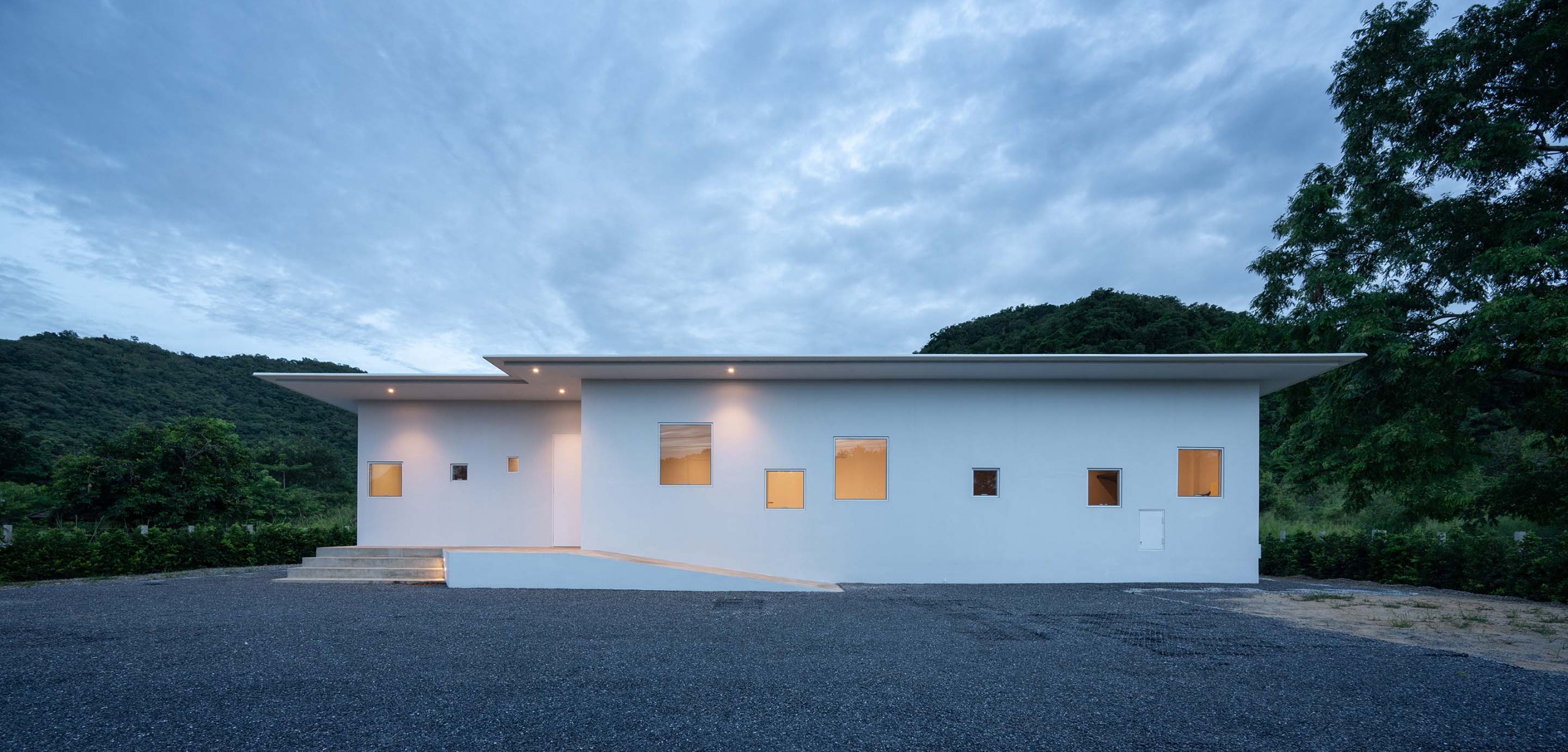 Khaoyai Mountain Grounded Villa