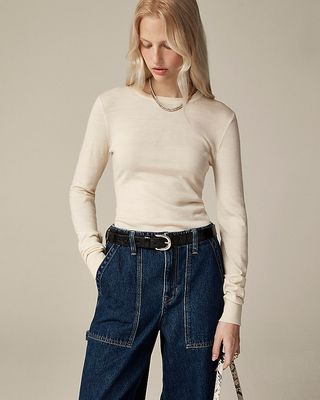 Carolyn Fitted Crewneck Sweater in Merino Wool