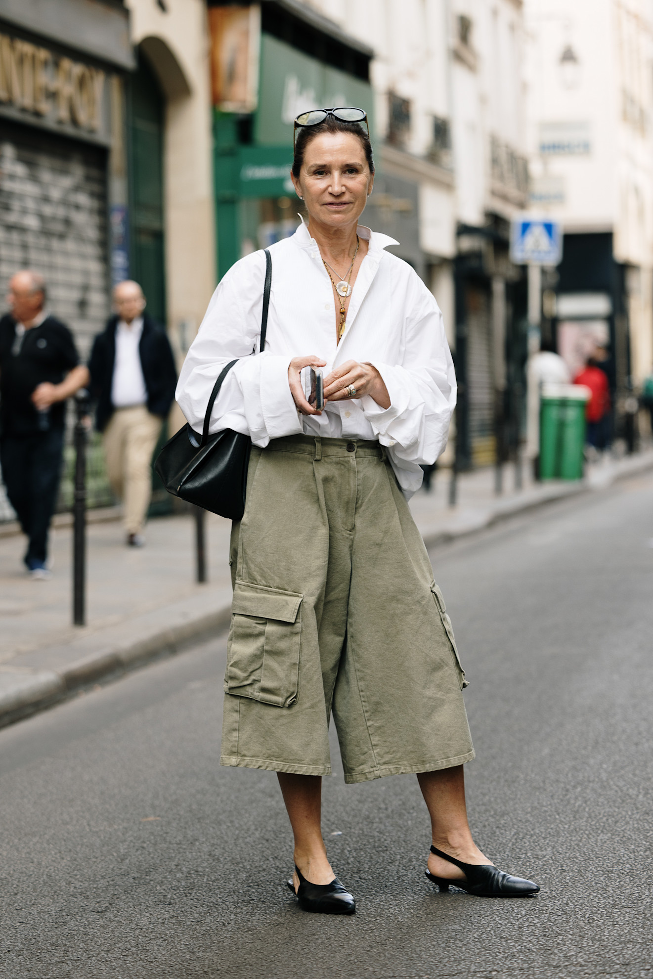 woman wearing culottes