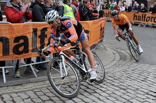 Malcolm Elliott, Tour Series 2010, round 2, Durham