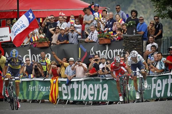Valverde and Rodriguez catch Contador within sight of the line