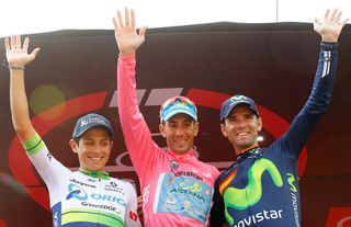 2016 Giro d'Italia podium: Estaban Chaves (Orica), Vincenzo Nibali (Astana), Alejandro Valverde (Movistar)