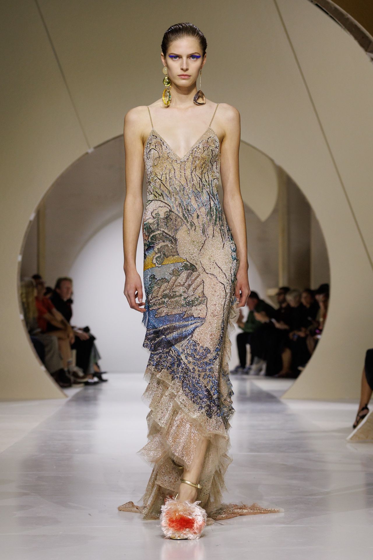 Givenchy S/S 2027 runway