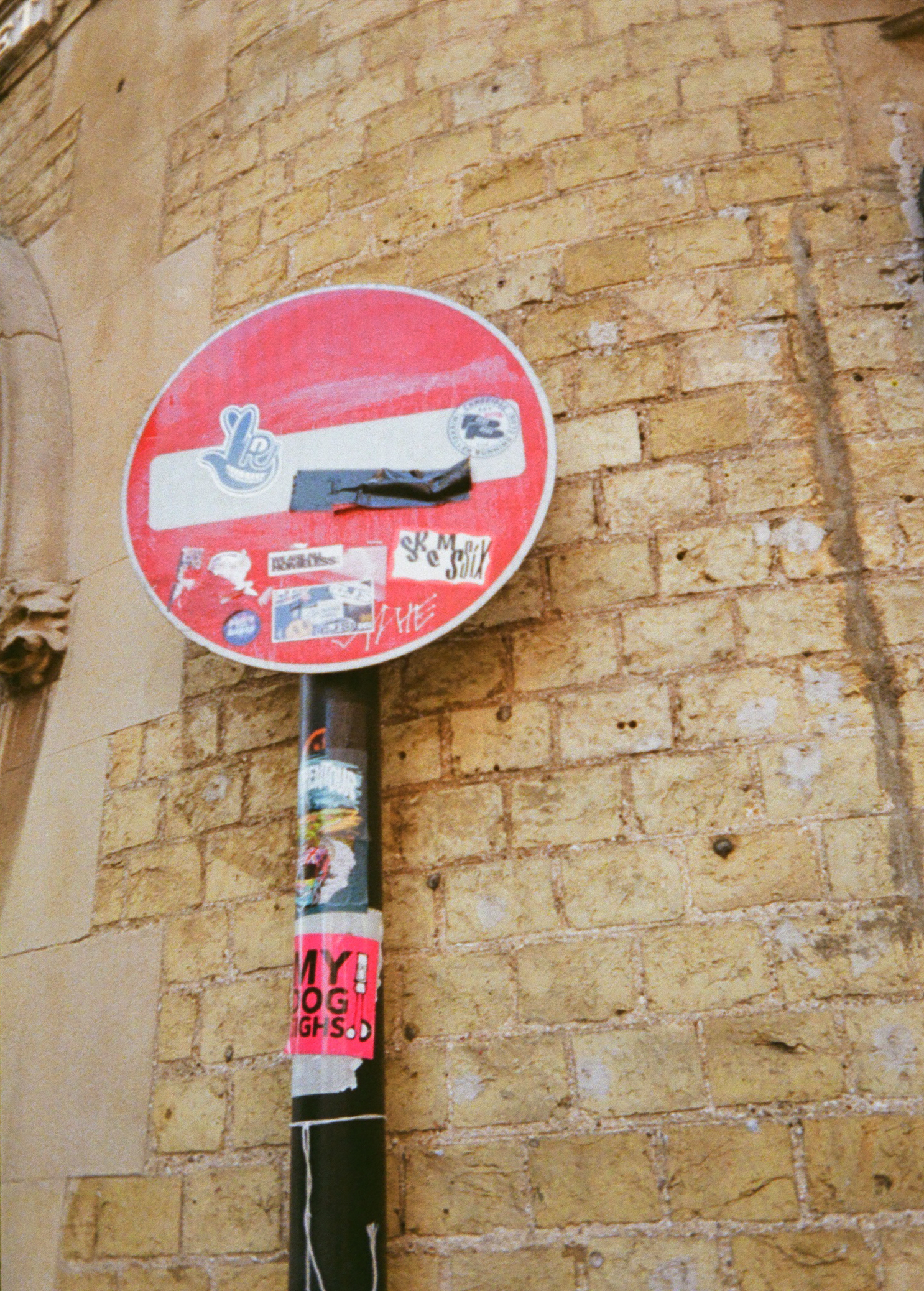 Photo of a no entry sign taken with the Kodak Ektar H35 half frame camera