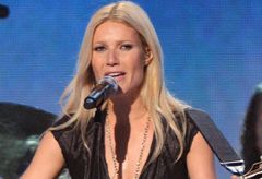 Gwyneth Paltrow got tips from Beyonce for her CMA performance