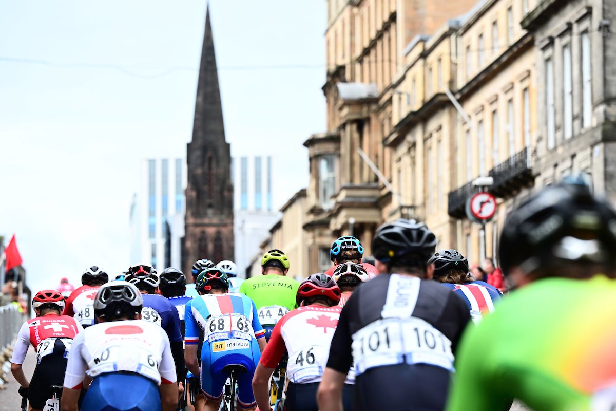 Images of the Junior Men's Road Race at the UCI Road World Championships
