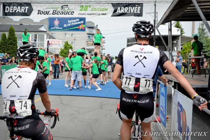 Bontrager riders watch the pre-stage entertainment