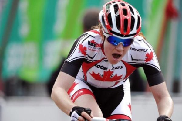Clara Hughes (Canada) during her strong lone attack